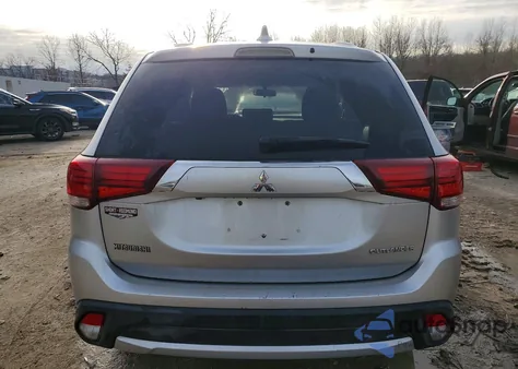 2018 Mitsubishi Outlander Es из США, поврежденный, VIN JA4AD2A34JZ054907